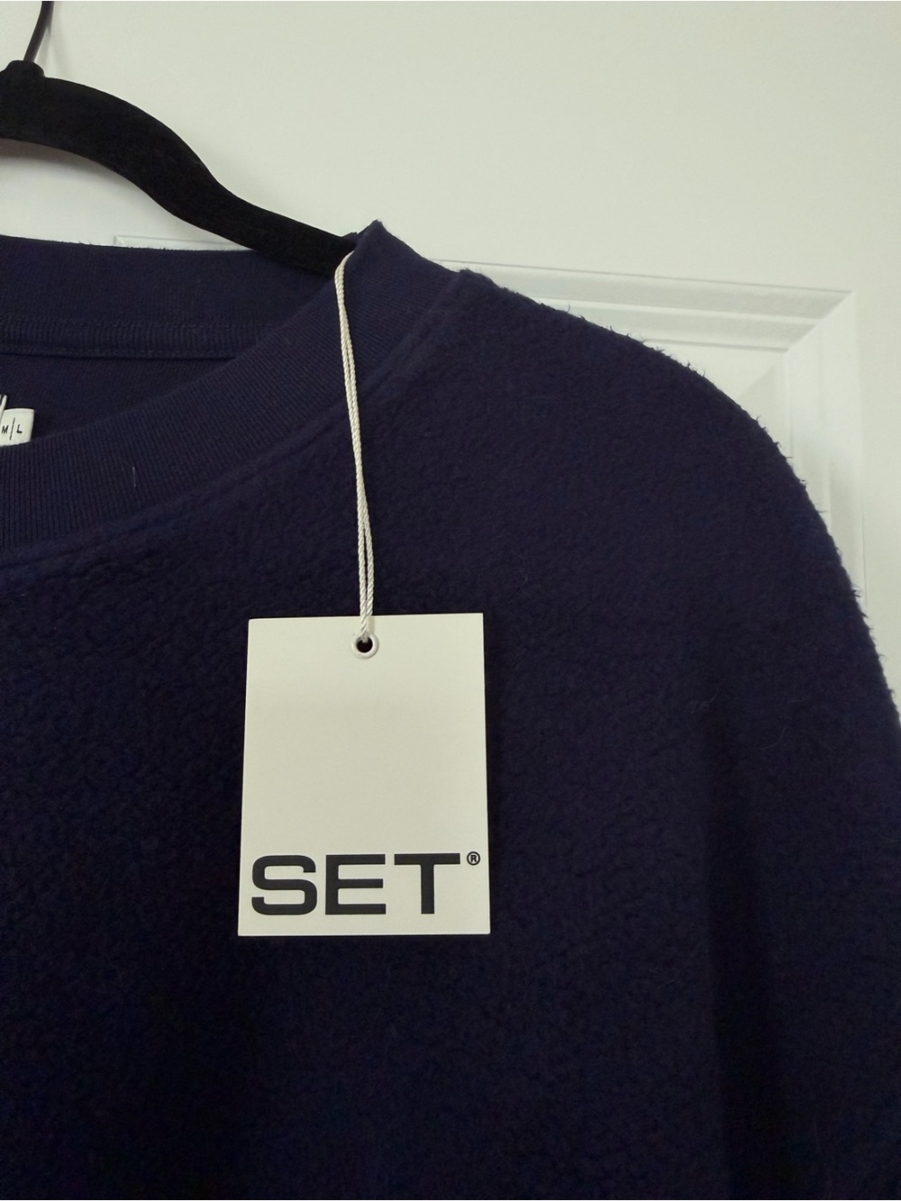 SET Active Reverse Set Crewneck Size M/L - Picture 3 of 5